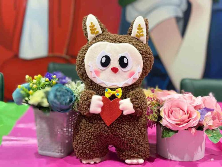Майстер-клас з виготовлення іграшки "Labubu" - 20 